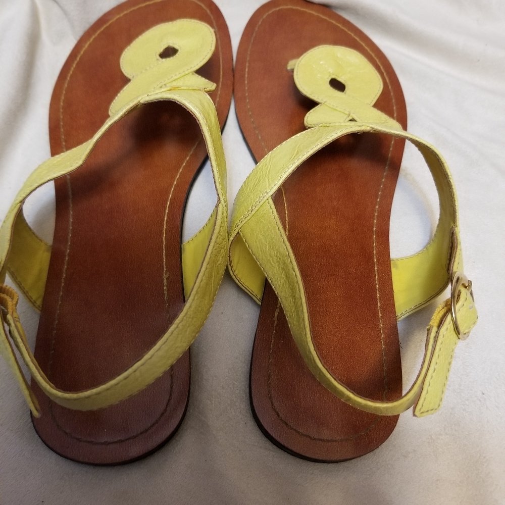 Shoes - Picture 4 of 5